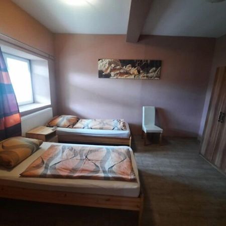 Hotel Ikszt Vendeghaz Dávod Exteriér fotografie